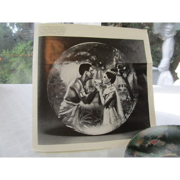 The King and I, Fourth in Series Plate, We Kiss in a Shadow - Picture 9 of 10